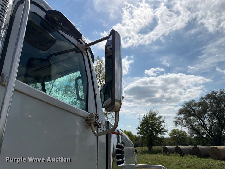 image for item FK3456 2012 Freightliner Coronado semi truck