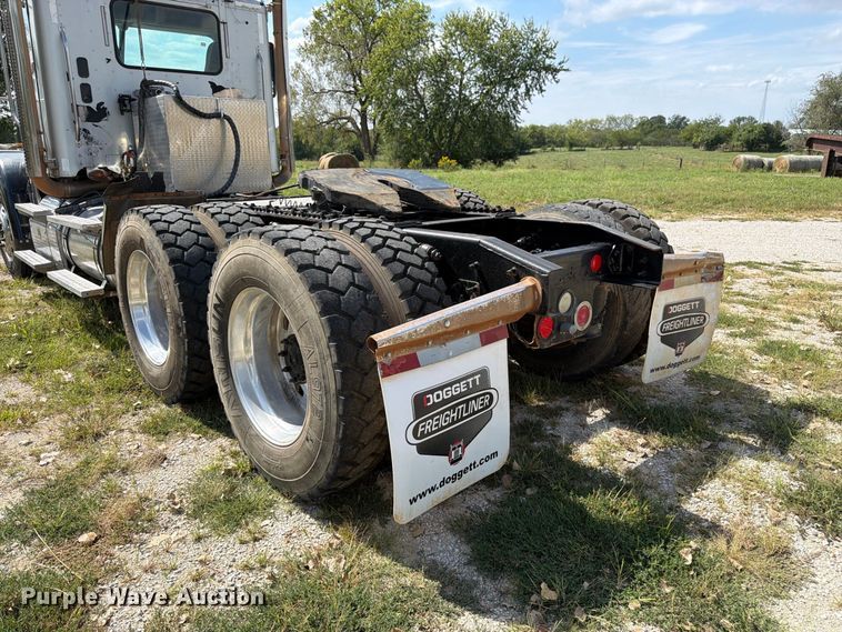 image for item FK3456 2012 Freightliner Coronado semi truck