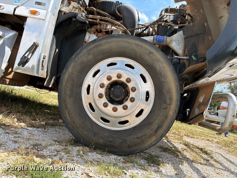 image for item FK3456 2012 Freightliner Coronado semi truck