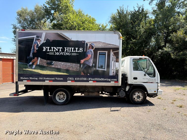 image for item FK3672 2006 GMC W4 box truck