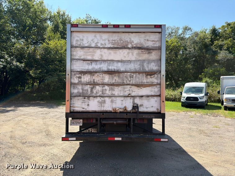 image for item FK3672 2006 GMC W4 box truck