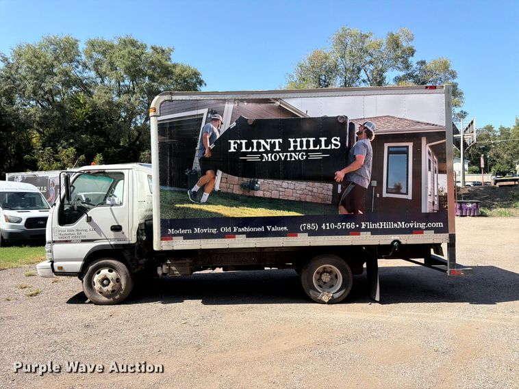 image for item FK3672 2006 GMC W4 box truck