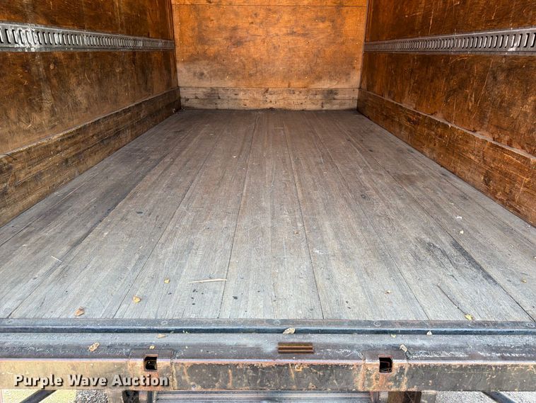 image for item FK3672 2006 GMC W4 box truck