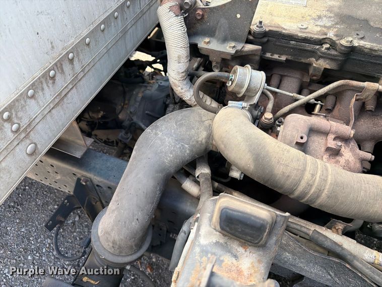 image for item FK3672 2006 GMC W4 box truck