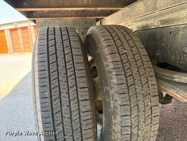 image for item FK3672 2006 GMC W4 box truck