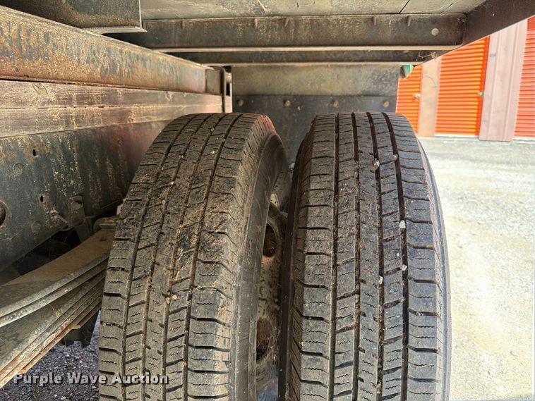 image for item FK3672 2006 GMC W4 box truck