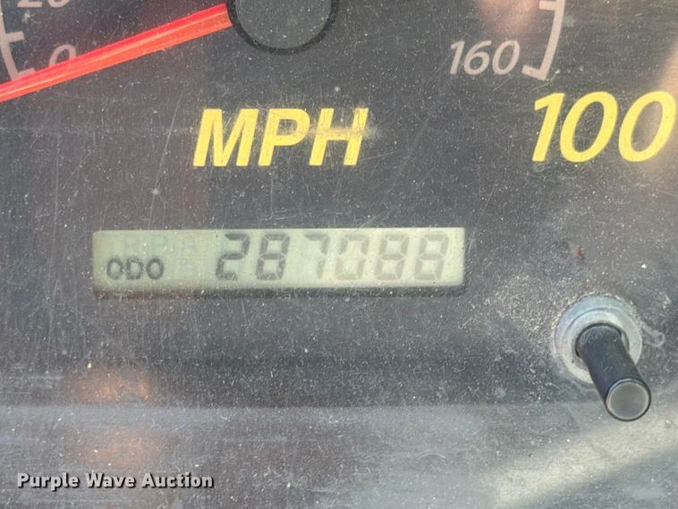 image for item FK3672 2006 GMC W4 box truck