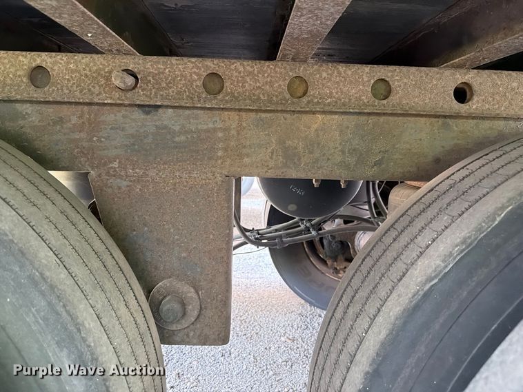 image for item FK4147 2015 Great Dane dry van trailer
