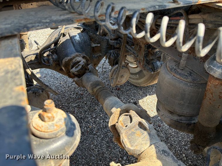image for item FK4154 2002 Peterbilt 378 semi truck