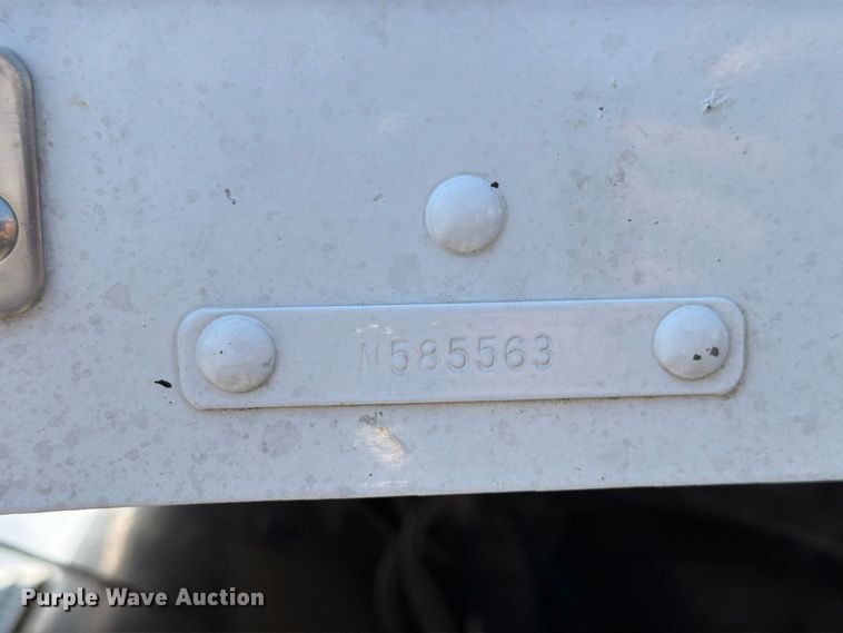 image for item FK4154 2002 Peterbilt 378 semi truck