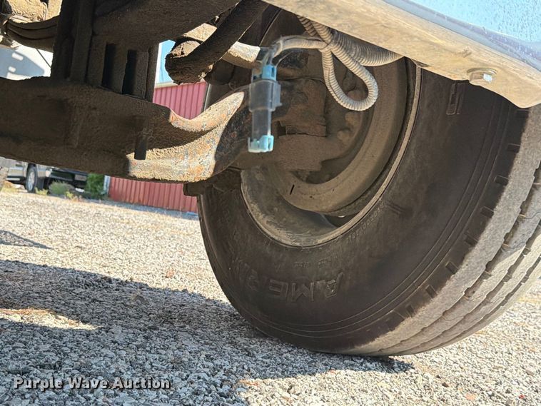 image for item FK4156 2002 Peterbilt 378 semi truck