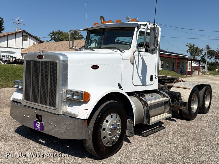 image for item FK4157 2006 Peterbilt 379 semi truck