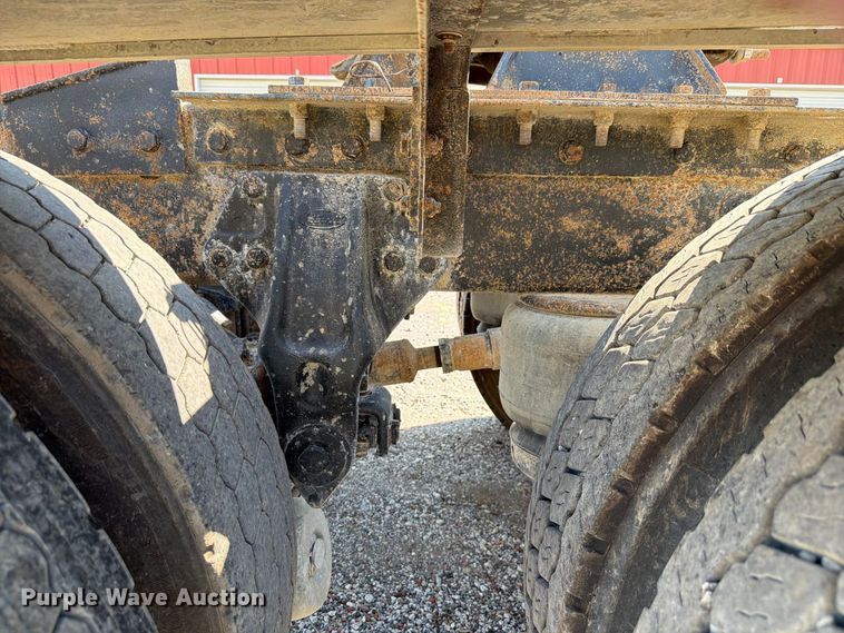 image for item FK4157 2006 Peterbilt 379 semi truck