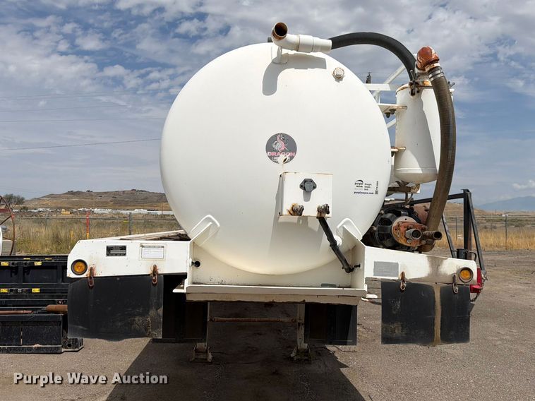 image for item FK4589 2012 Dragon Products vacuum trailer