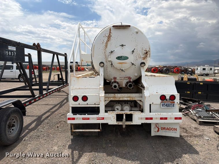 image for item FK4589 2012 Dragon Products vacuum trailer