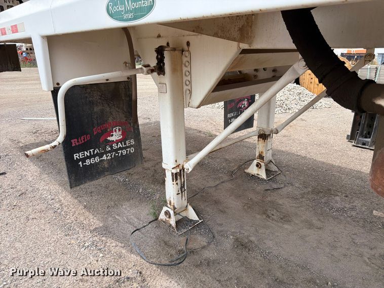 image for item FK4589 2012 Dragon Products vacuum trailer