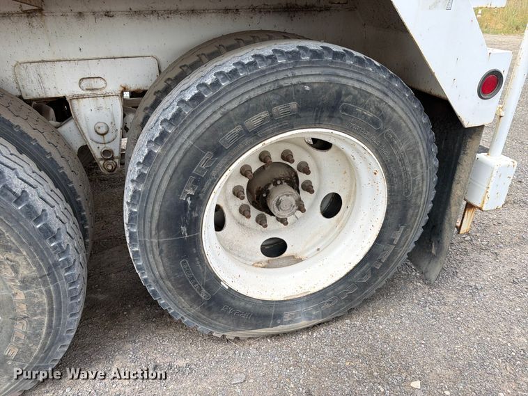 image for item FK4589 2012 Dragon Products vacuum trailer