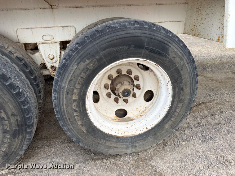 image for item FK4589 2012 Dragon Products vacuum trailer