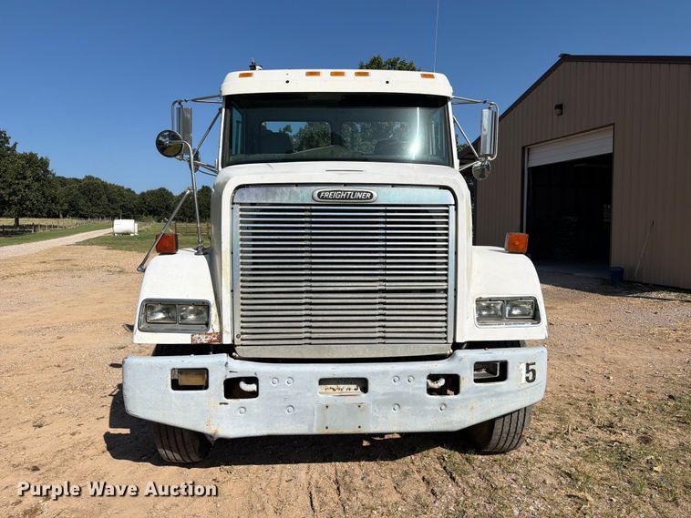 image for item FK5061 1997 Freightliner FLC semi truck