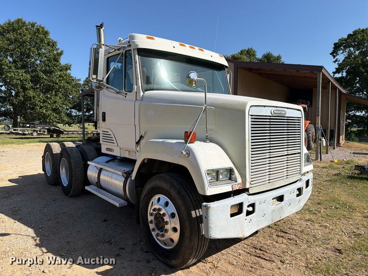 image for item FK5061 1997 Freightliner FLC semi truck