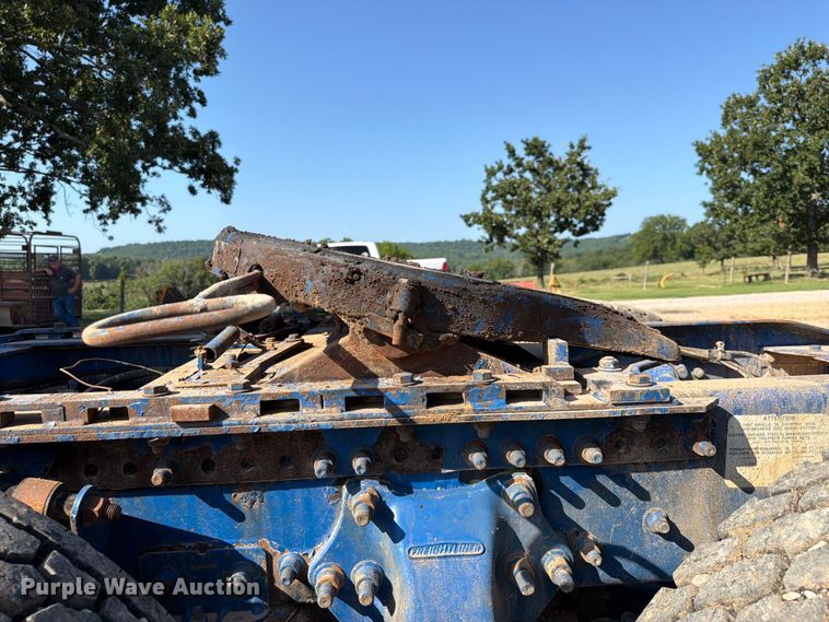 image for item FK5061 1997 Freightliner FLC semi truck