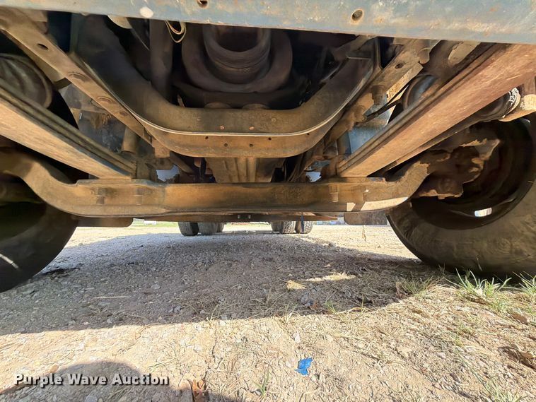 image for item FK5061 1997 Freightliner FLC semi truck