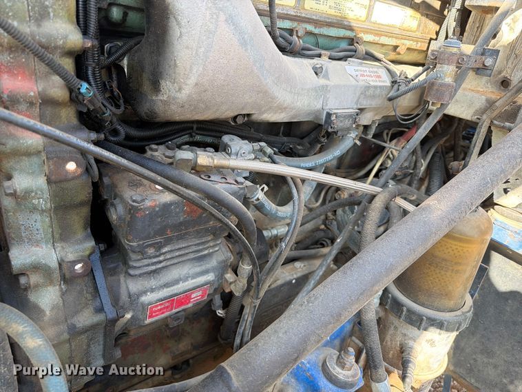 image for item FK5061 1997 Freightliner FLC semi truck
