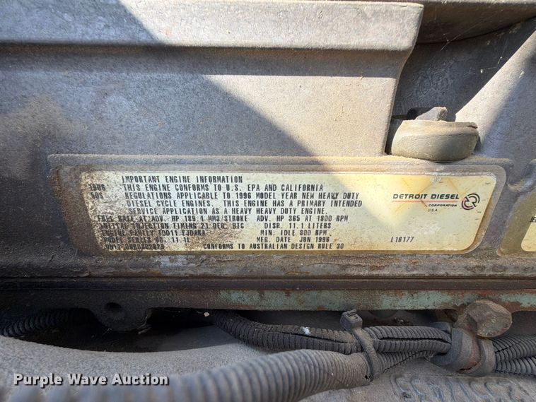 image for item FK5061 1997 Freightliner FLC semi truck