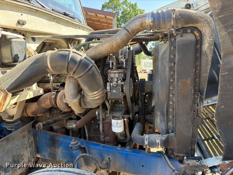 image for item FK5061 1997 Freightliner FLC semi truck