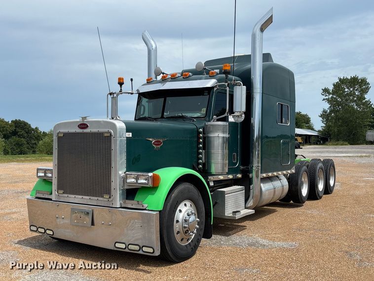 image for item FM6508 2006 Peterbilt 379 semi truck