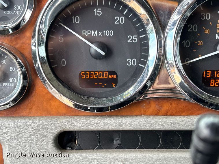 image for item FM6508 2006 Peterbilt 379 semi truck
