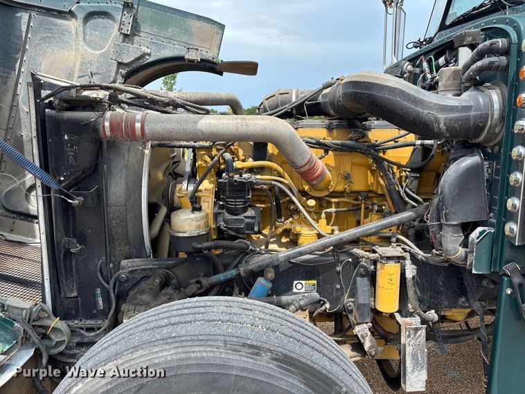 image for item FM6508 2006 Peterbilt 379 semi truck