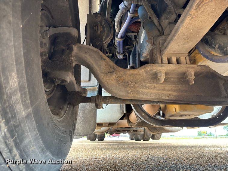 image for item FM6508 2006 Peterbilt 379 semi truck