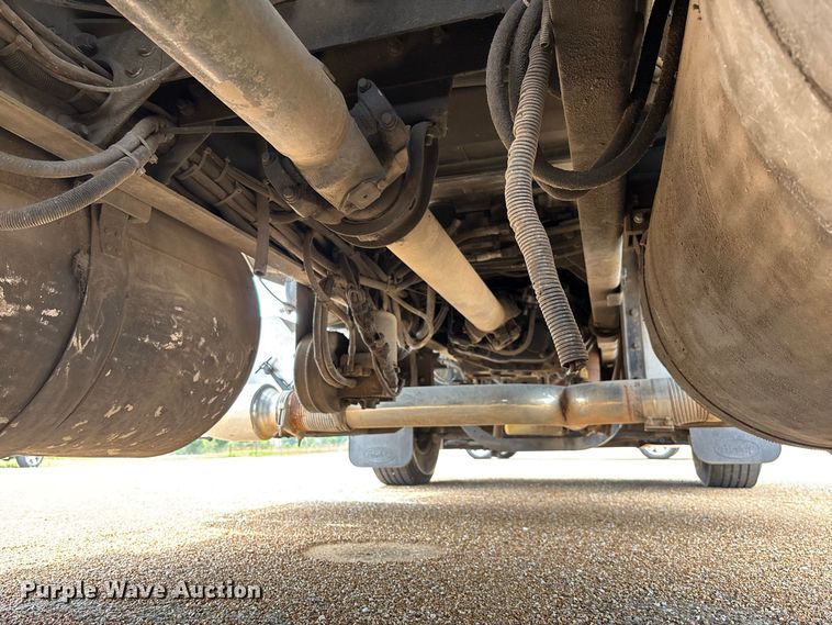 image for item FM6508 2006 Peterbilt 379 semi truck