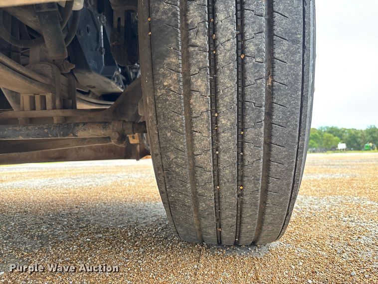 image for item FM6508 2006 Peterbilt 379 semi truck
