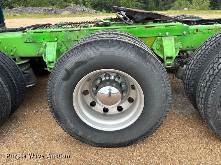 image for item FM6508 2006 Peterbilt 379 semi truck