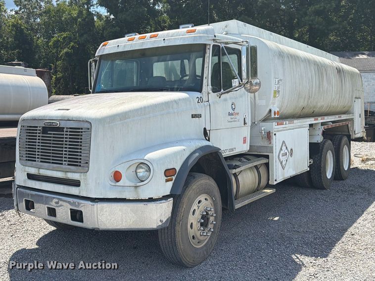 2000 Freightliner FL112 fuel truck