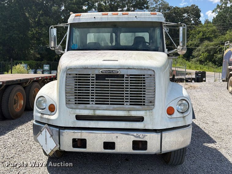 image for item FN2039 2000 Freightliner FL112 fuel truck