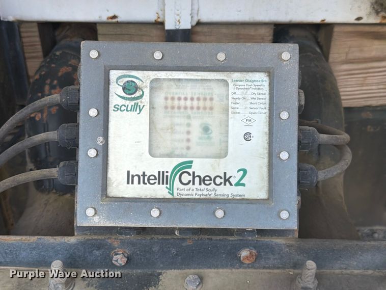 image for item FN2039 2000 Freightliner FL112 fuel truck