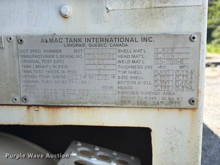 image for item FN2039 2000 Freightliner FL112 fuel truck