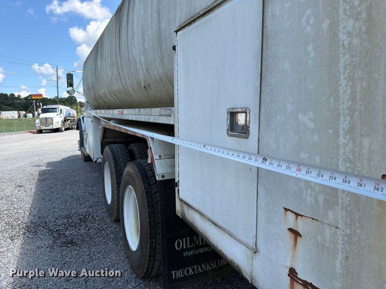 image for item FN2039 2000 Freightliner FL112 fuel truck