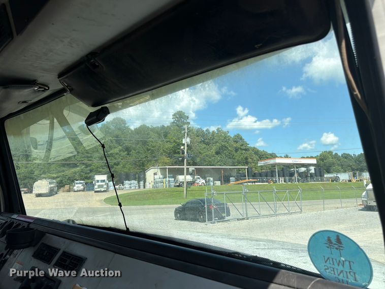 image for item FN2039 2000 Freightliner FL112 fuel truck