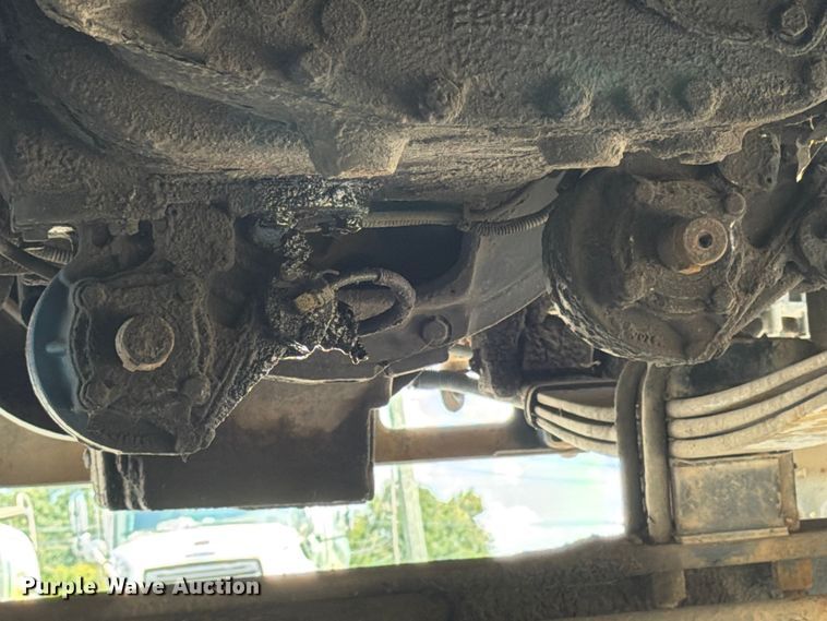 image for item FN2039 2000 Freightliner FL112 fuel truck