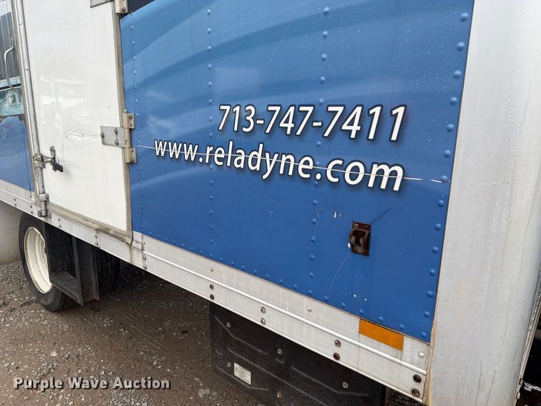 image for item FN2567 2014 Isuzu NRR box truck