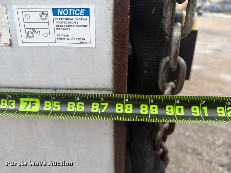 image for item FN2567 2014 Isuzu NRR box truck