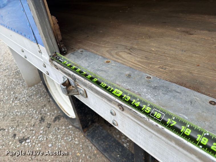image for item FN2567 2014 Isuzu NRR box truck