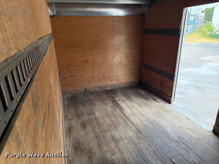 image for item FN2567 2014 Isuzu NRR box truck