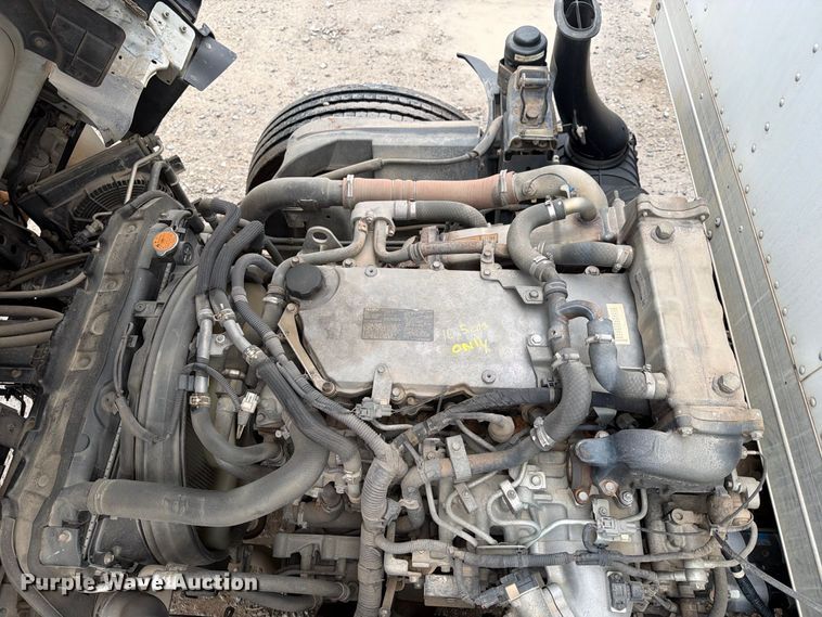 image for item FN2567 2014 Isuzu NRR box truck