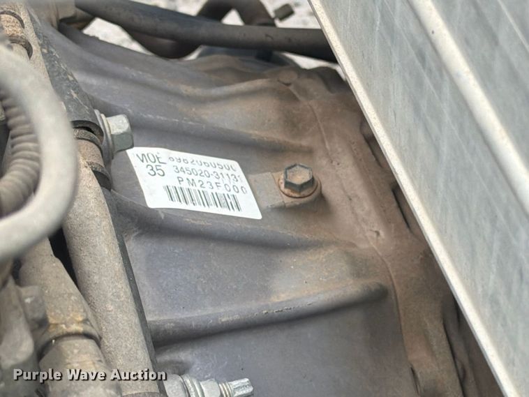 image for item FN2567 2014 Isuzu NRR box truck