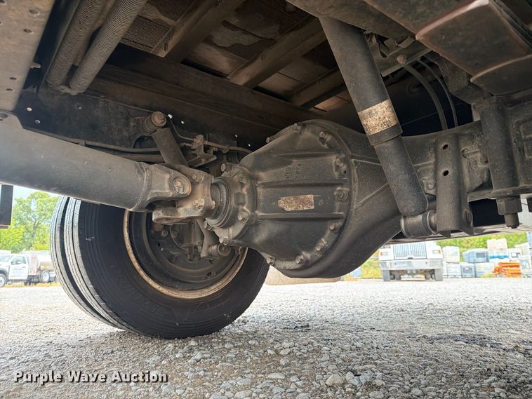 image for item FN2567 2014 Isuzu NRR box truck